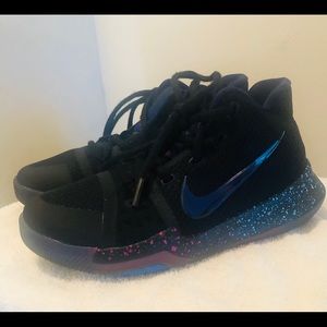 Boy/girl Nike KD sneakers size 1
